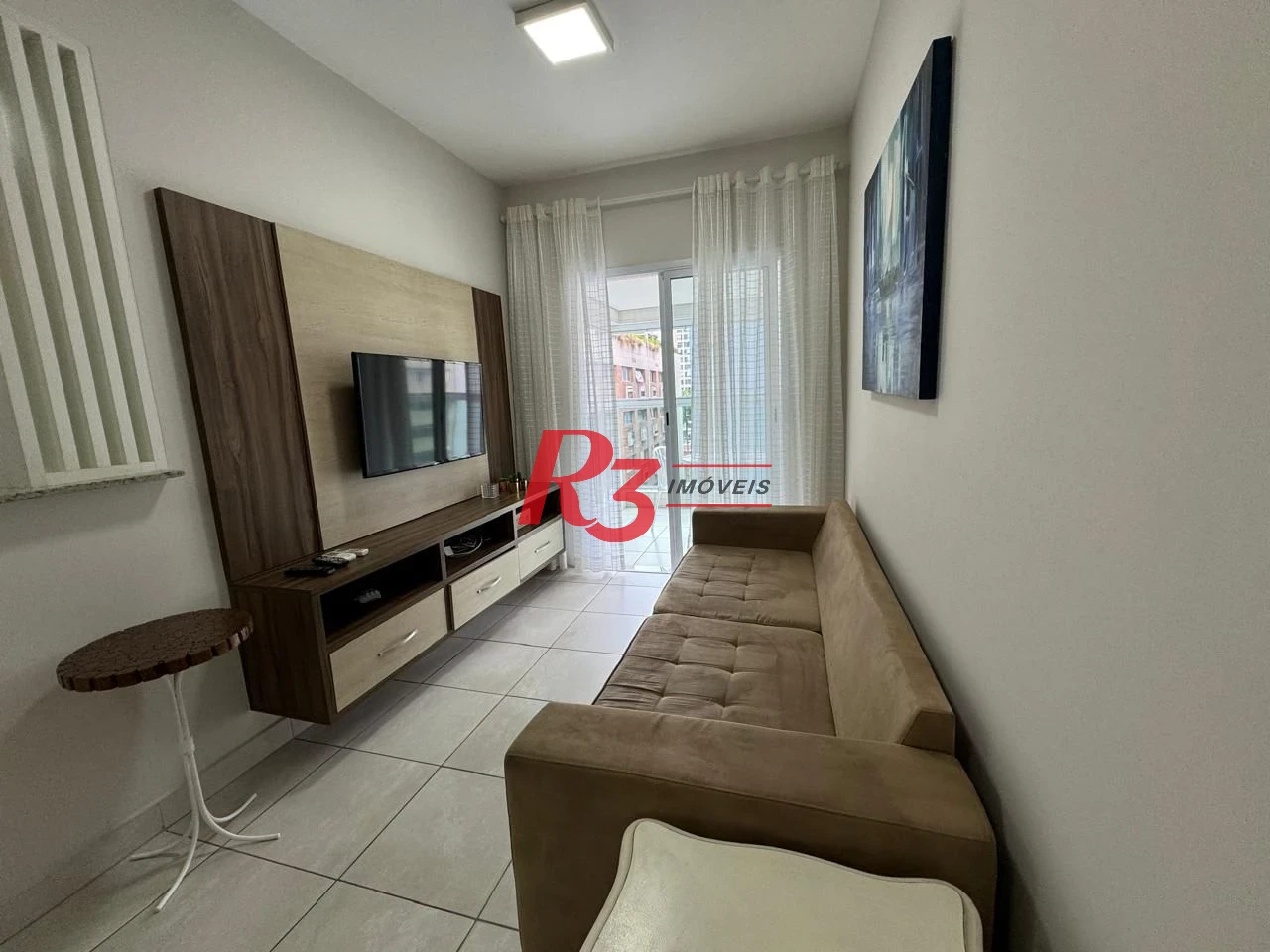 Apartamento com 1 dormitório para alugar, 50 m² por R$ 5.800,00/mês - Gonzaga - Santos/SP