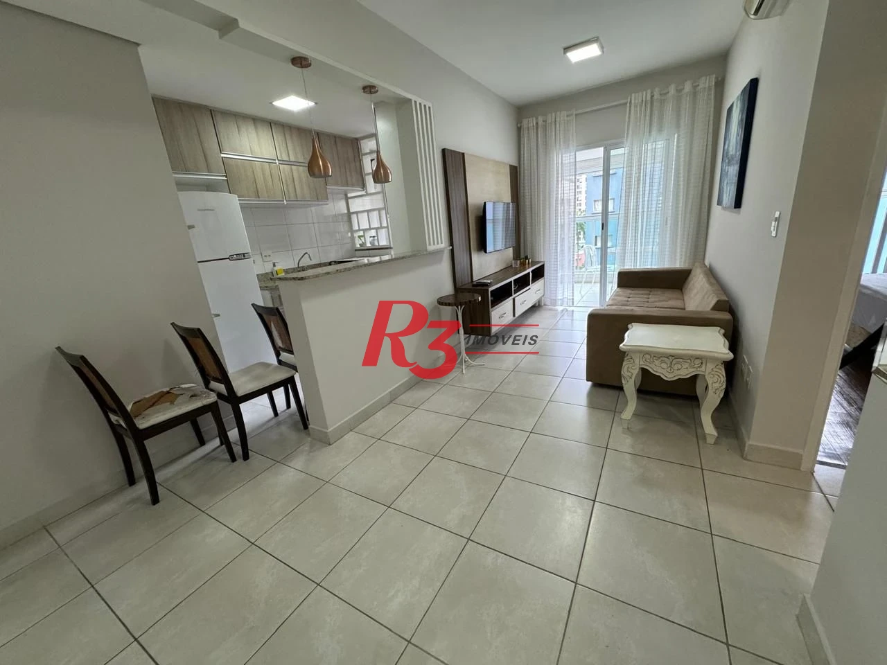 Apartamento com 1 dormitório para alugar, 50 m² por R$ 5.800,00/mês - Gonzaga - Santos/SP