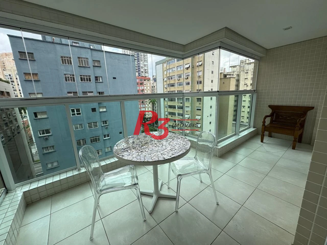 Apartamento com 1 dormitório para alugar, 50 m² por R$ 5.800,00/mês - Gonzaga - Santos/SP