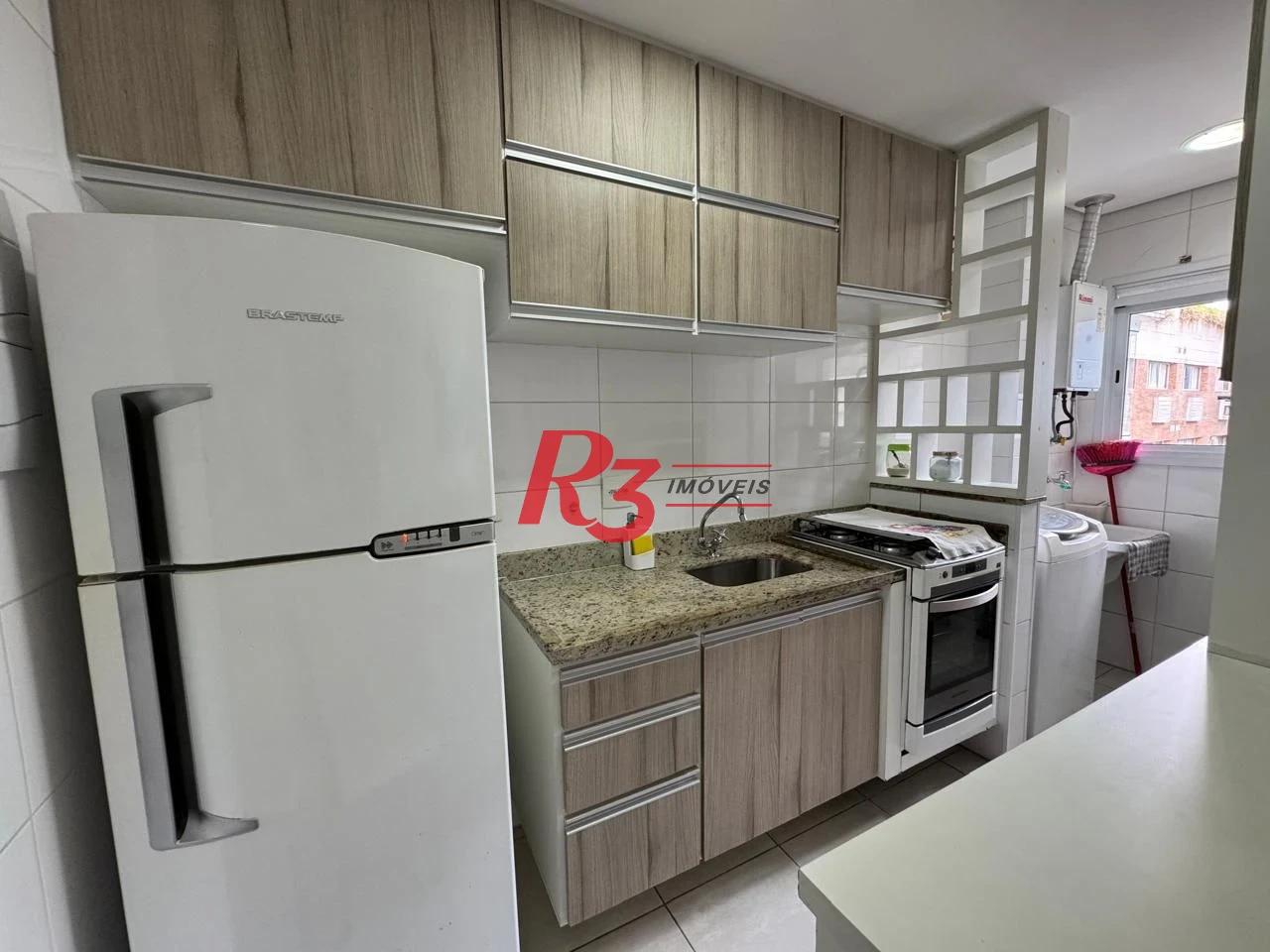 Apartamento com 1 dormitório para alugar, 50 m² por R$ 5.800,00/mês - Gonzaga - Santos/SP
