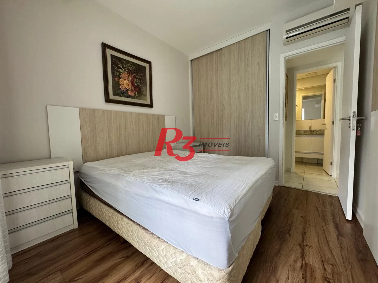Apartamento com 1 dormitório para alugar, 50 m² por R$ 5.800,00/mês - Gonzaga - Santos/SP