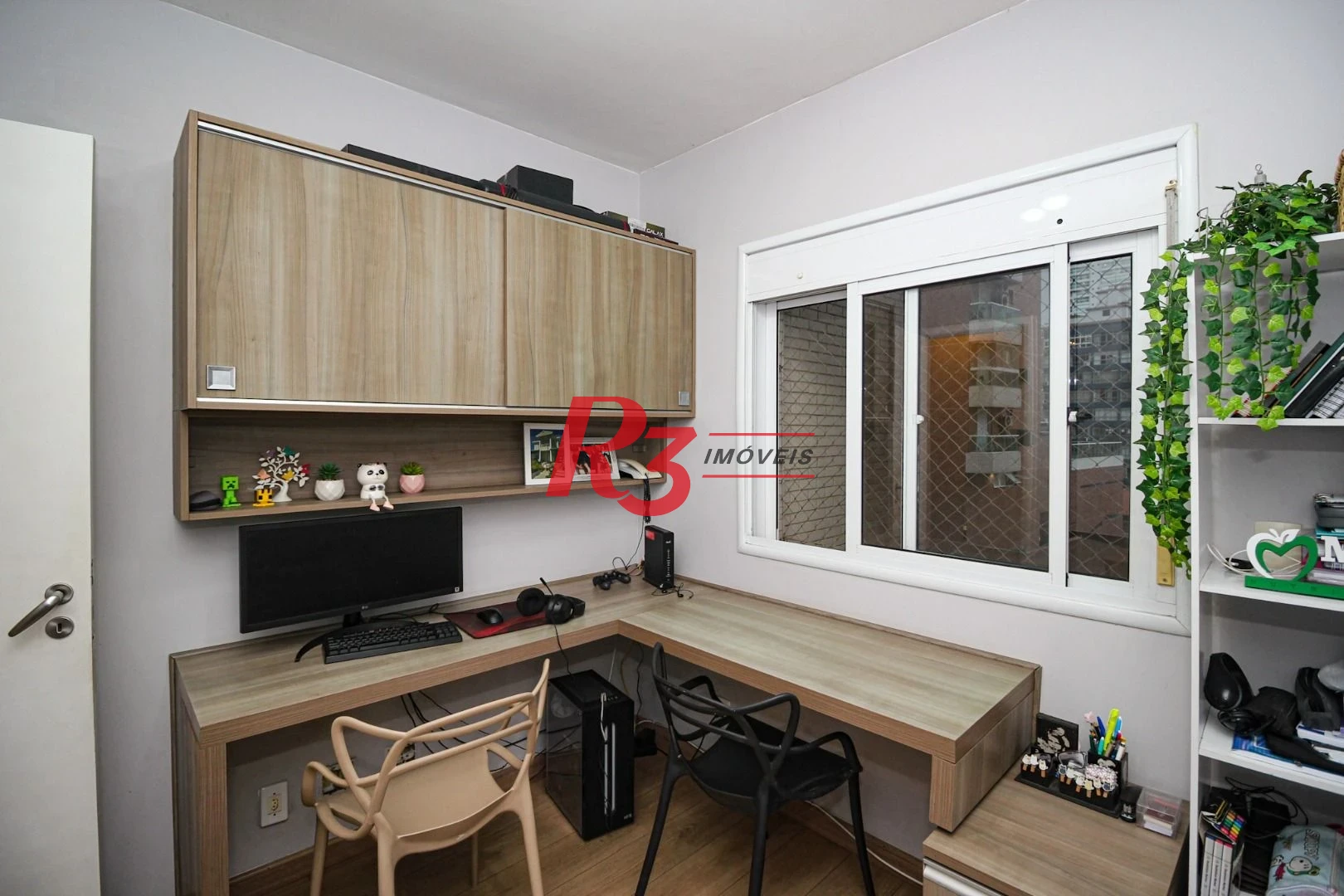 Apartamento com 4 dormitórios à venda, 204 m² por R$ 2.500.000,00 - Boqueirão - Santos/SP