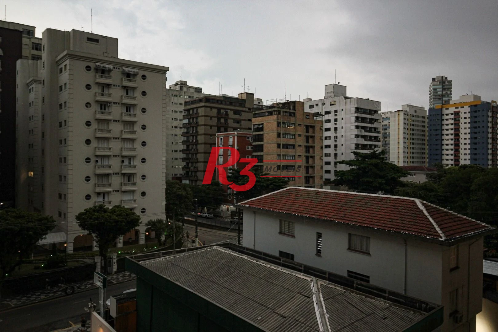 Apartamento com 4 dormitórios à venda, 204 m² por R$ 2.500.000,00 - Boqueirão - Santos/SP