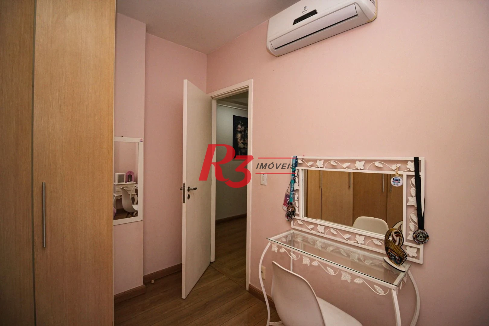 Apartamento com 4 dormitórios à venda, 204 m² por R$ 2.500.000,00 - Boqueirão - Santos/SP
