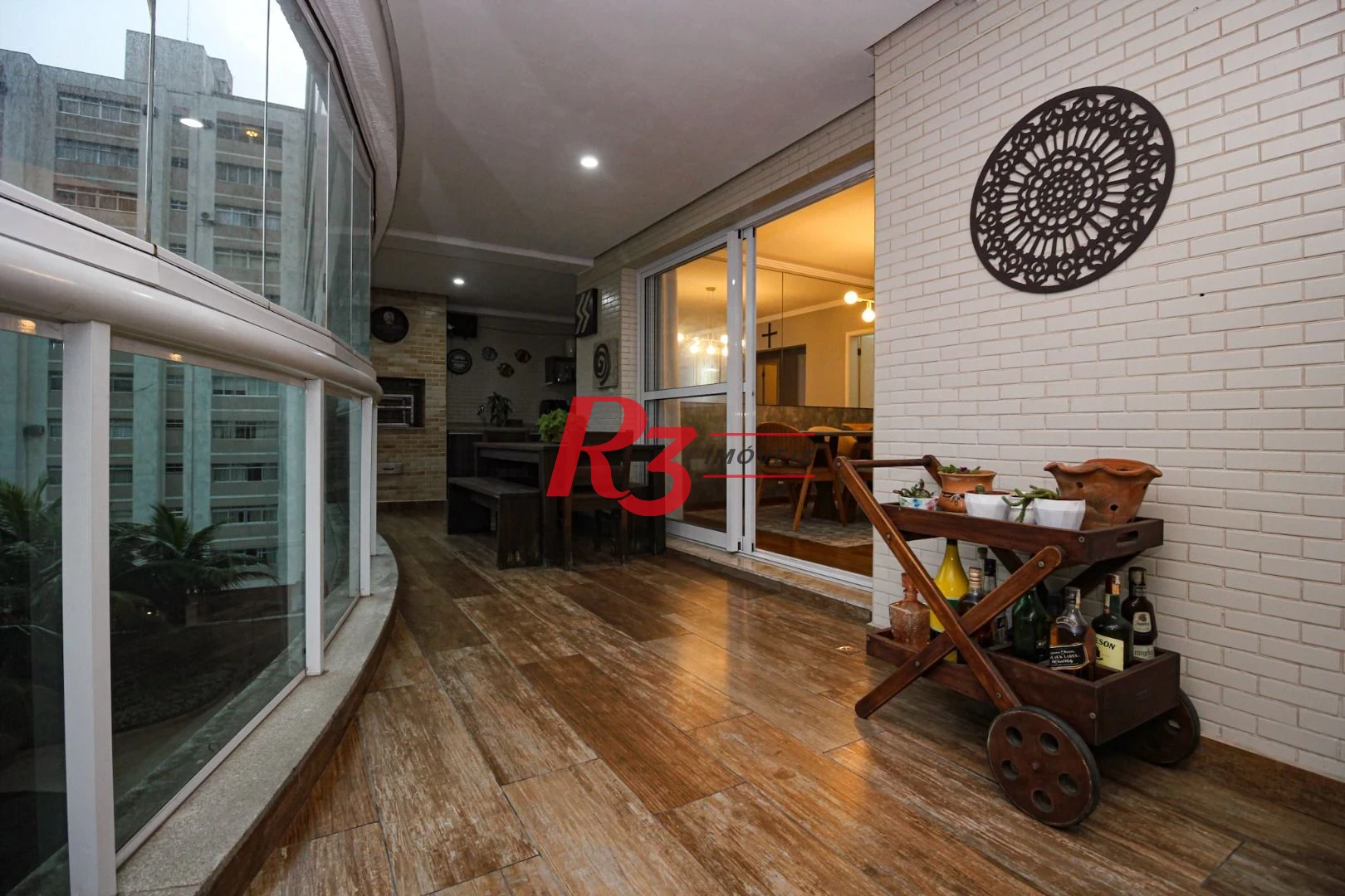 Apartamento com 4 dormitórios à venda, 204 m² por R$ 2.500.000,00 - Boqueirão - Santos/SP