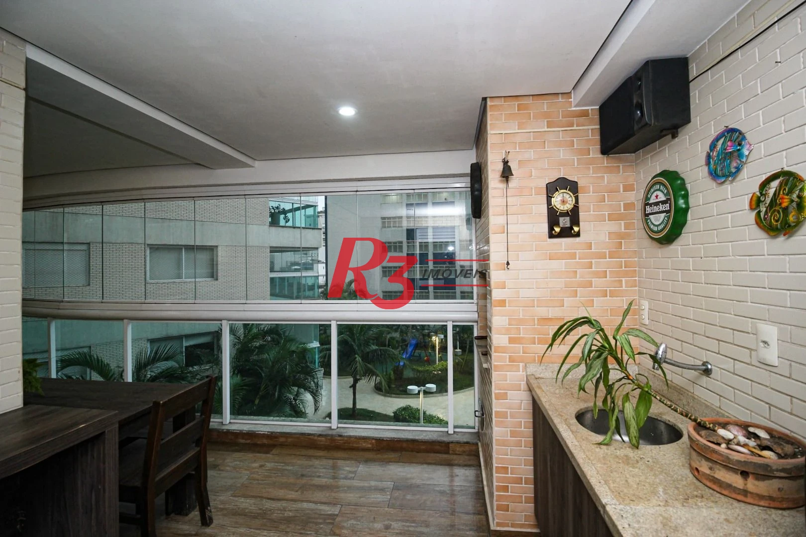 Apartamento com 4 dormitórios à venda, 204 m² por R$ 2.500.000,00 - Boqueirão - Santos/SP