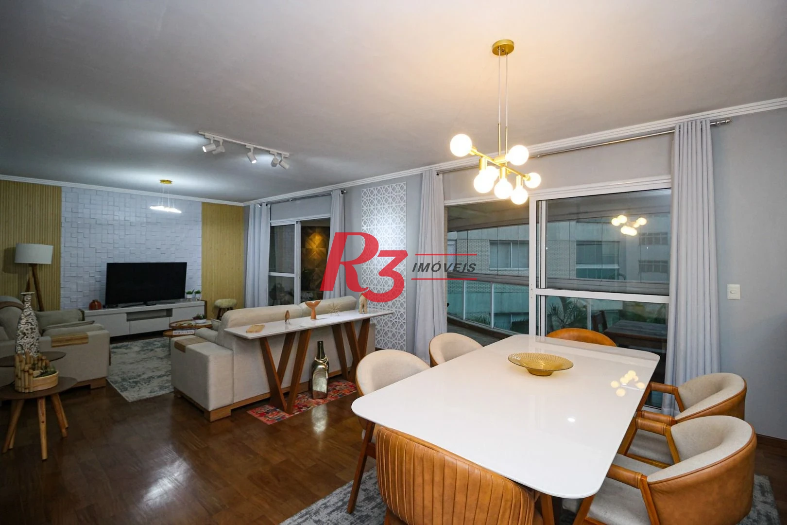Apartamento com 4 dormitórios à venda, 204 m² por R$ 2.500.000,00 - Boqueirão - Santos/SP
