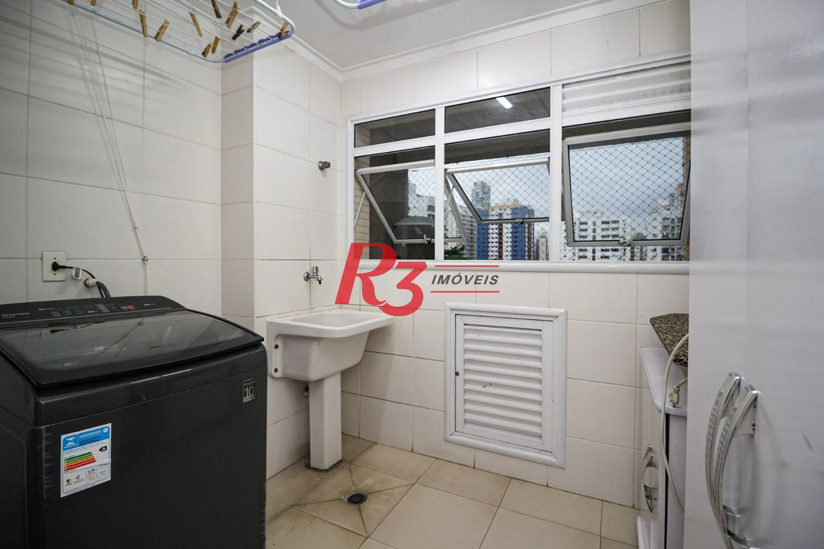 Apartamento com 4 dormitórios à venda, 204 m² por R$ 2.500.000,00 - Boqueirão - Santos/SP