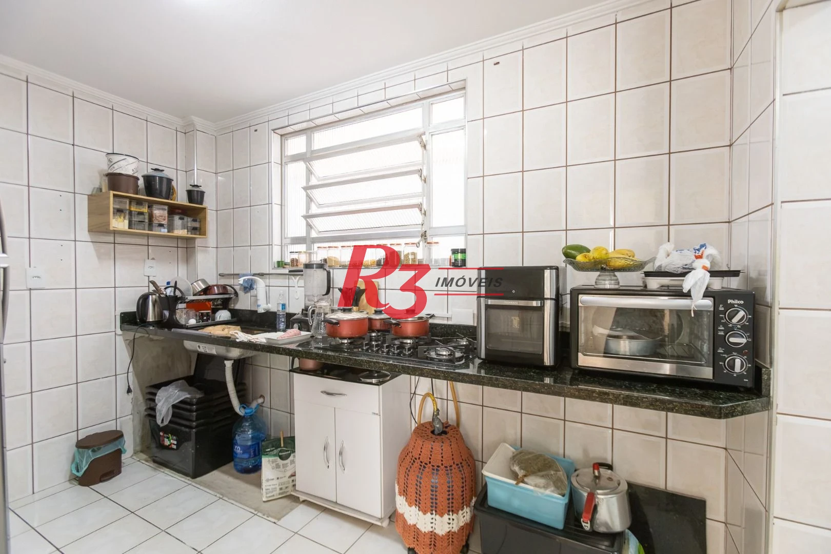 Apartamento com 2 dormitórios à venda, 67 m² por R$ 470.000,00 - Gonzaga - Santos/SP