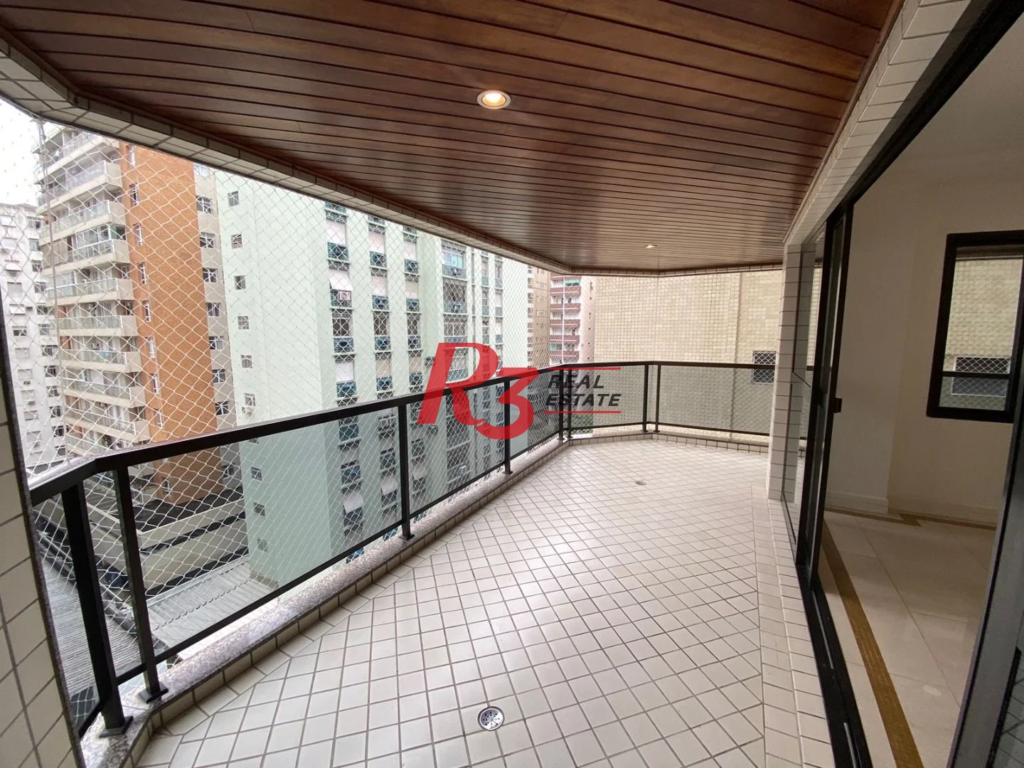 Apartamento com 3 dormitórios para alugar, 179 m² por R$ 11.000,02/mês - Gonzaga - Santos/SP