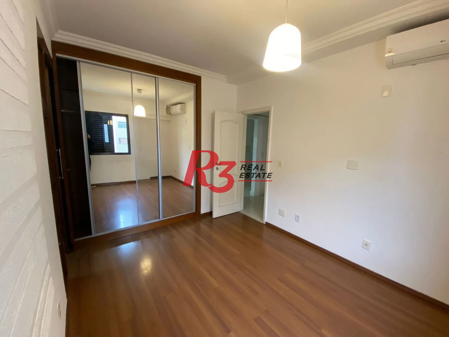 Apartamento com 3 dormitórios para alugar, 179 m² por R$ 11.000,02/mês - Gonzaga - Santos/SP