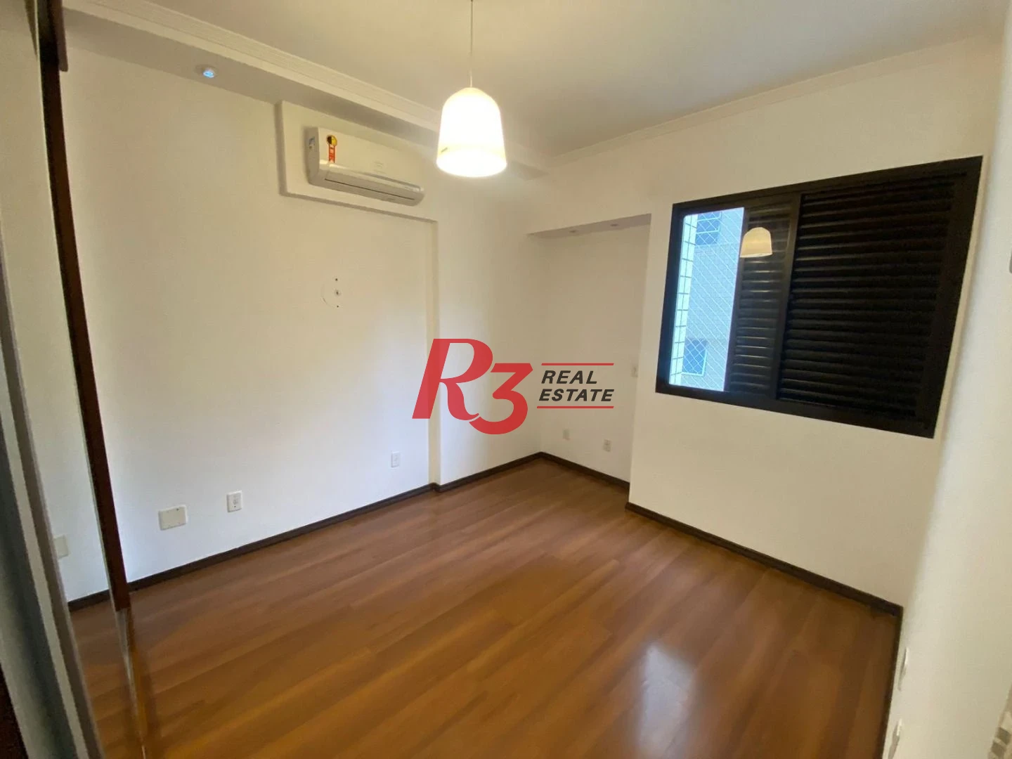Apartamento com 3 dormitórios para alugar, 179 m² por R$ 11.000,02/mês - Gonzaga - Santos/SP