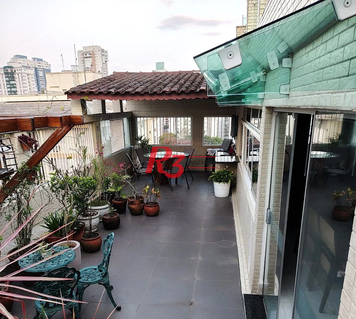 Cobertura com 3 dormitórios à venda, 300 m² por R$ 5.150.000,00 - Aparecida - Santos/SP