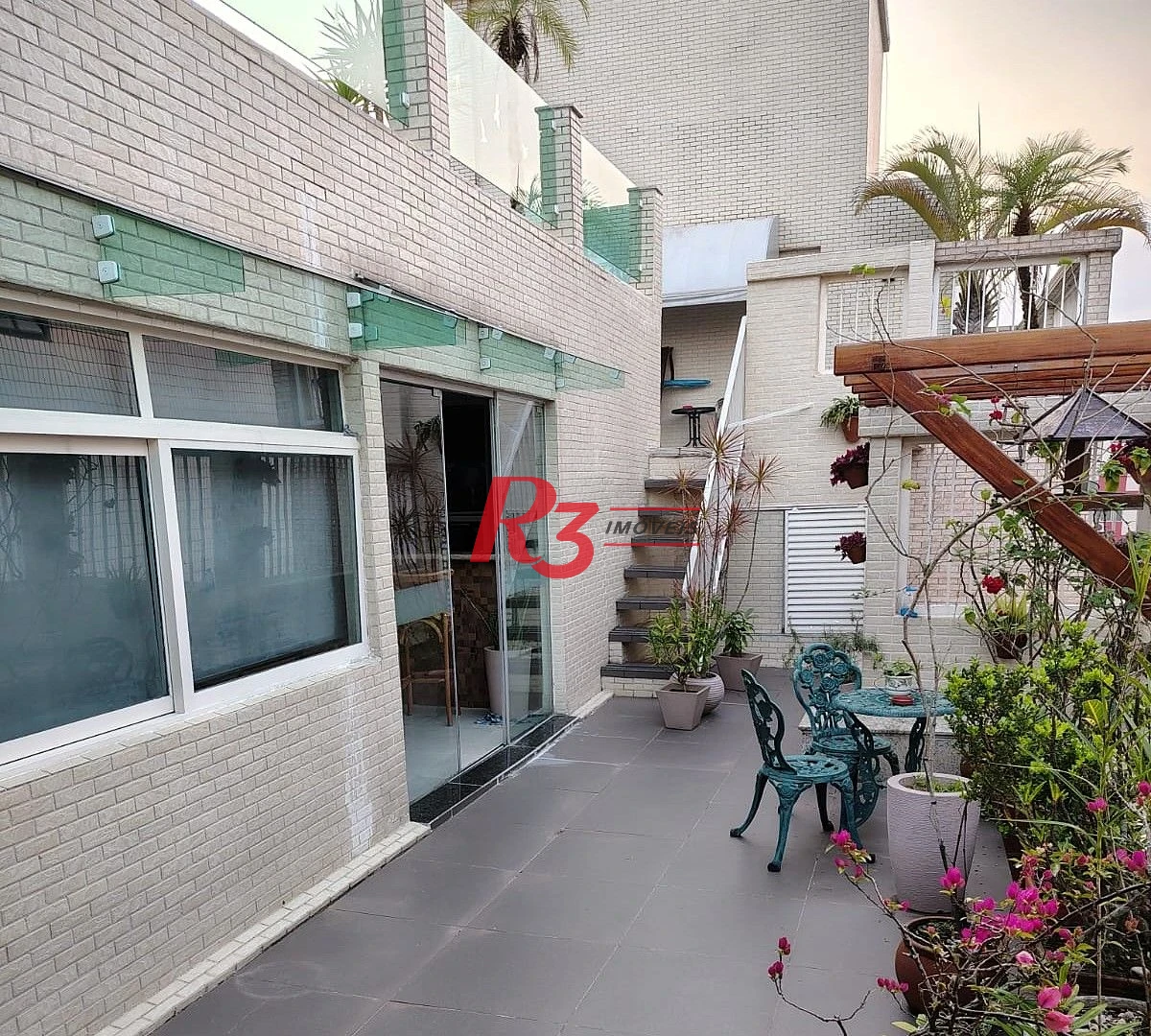 Cobertura com 3 dormitórios à venda, 300 m² por R$ 5.150.000,00 - Aparecida - Santos/SP