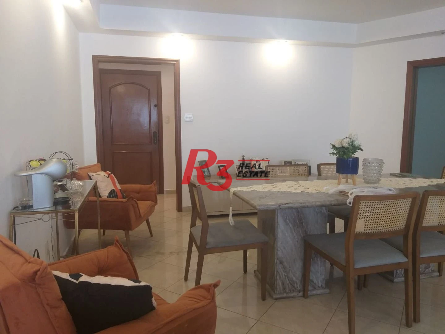 Apartamento com 3 dormitórios à venda, 156 m² por R$ 1.100.000,00 - Gonzaga - Santos/SP