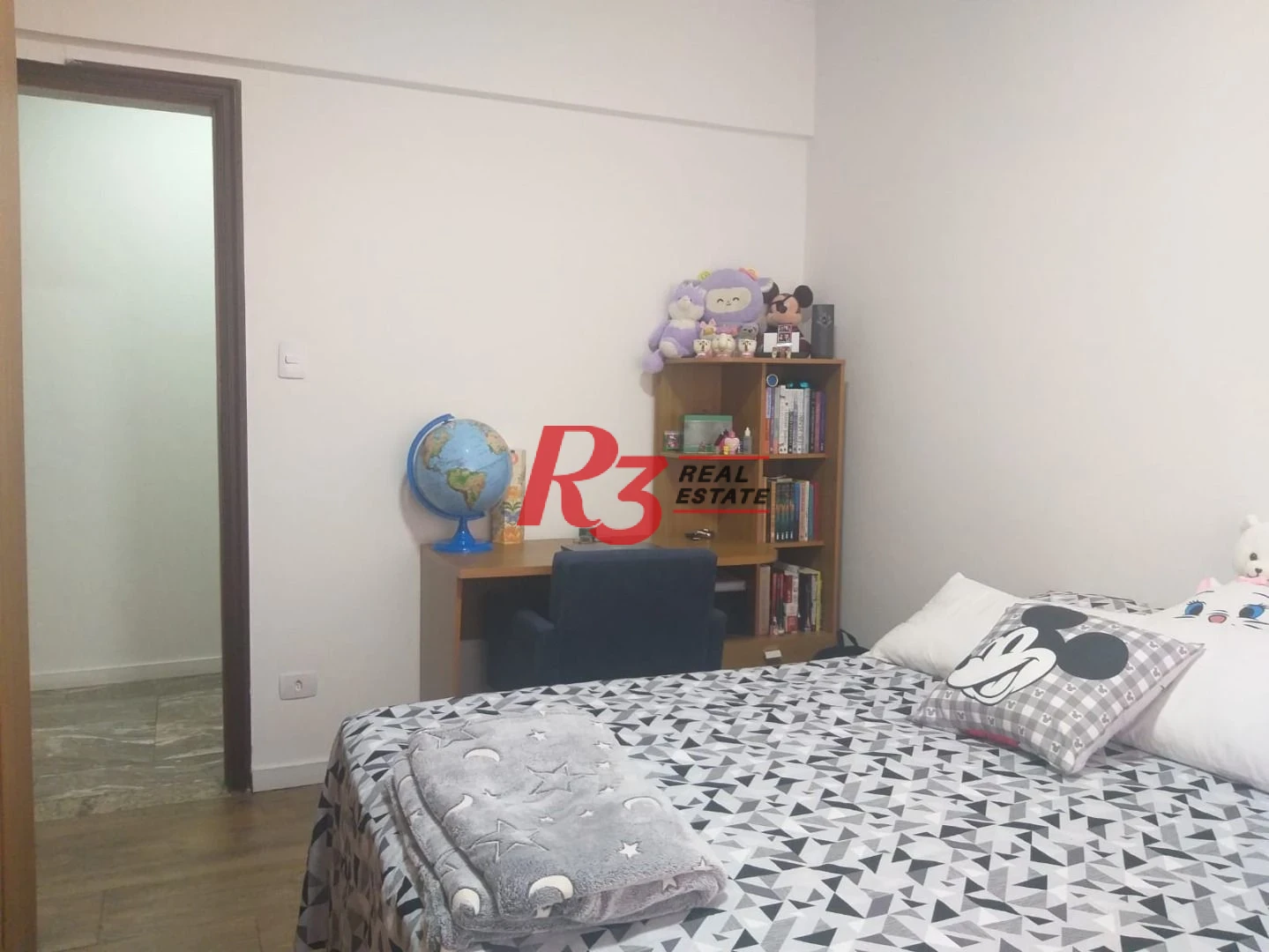 Apartamento com 3 dormitórios à venda, 156 m² por R$ 1.100.000,00 - Gonzaga - Santos/SP