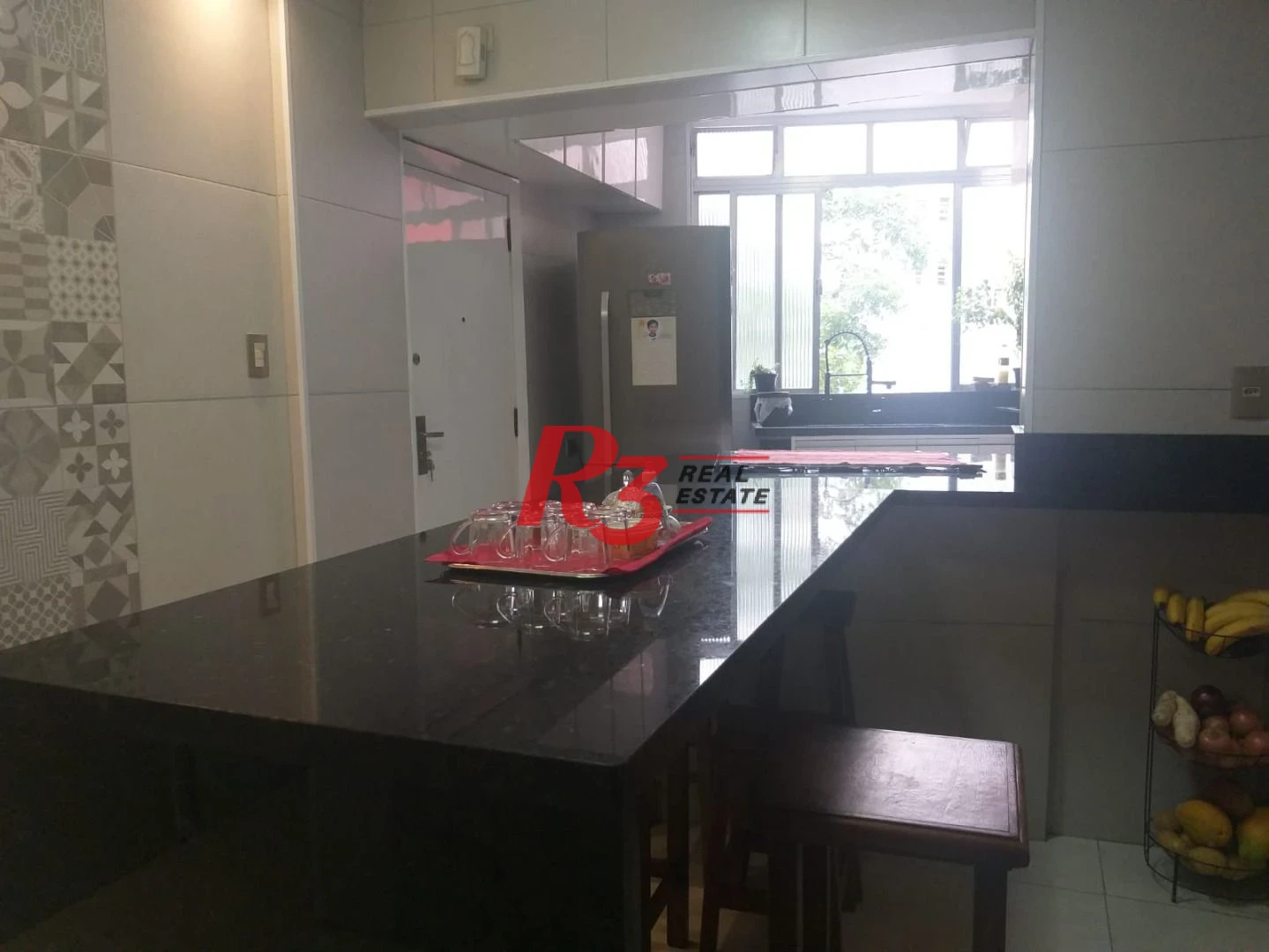 Apartamento com 3 dormitórios à venda, 156 m² por R$ 1.100.000,00 - Gonzaga - Santos/SP