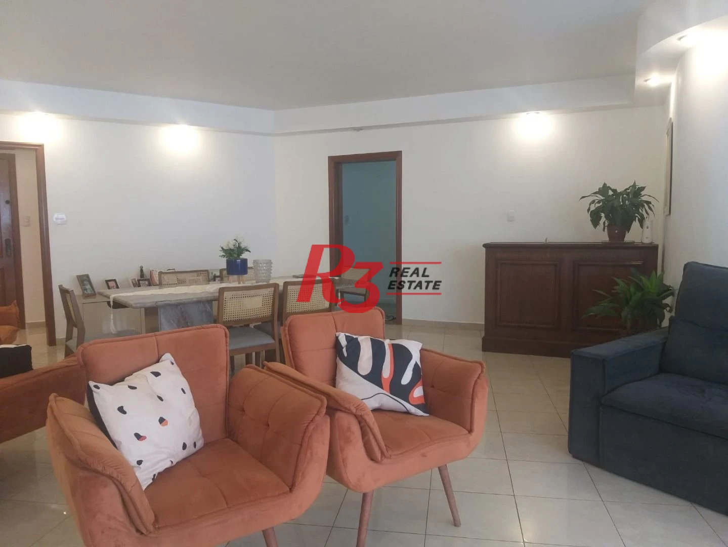 Apartamento com 3 dormitórios à venda, 156 m² por R$ 1.100.000,00 - Gonzaga - Santos/SP