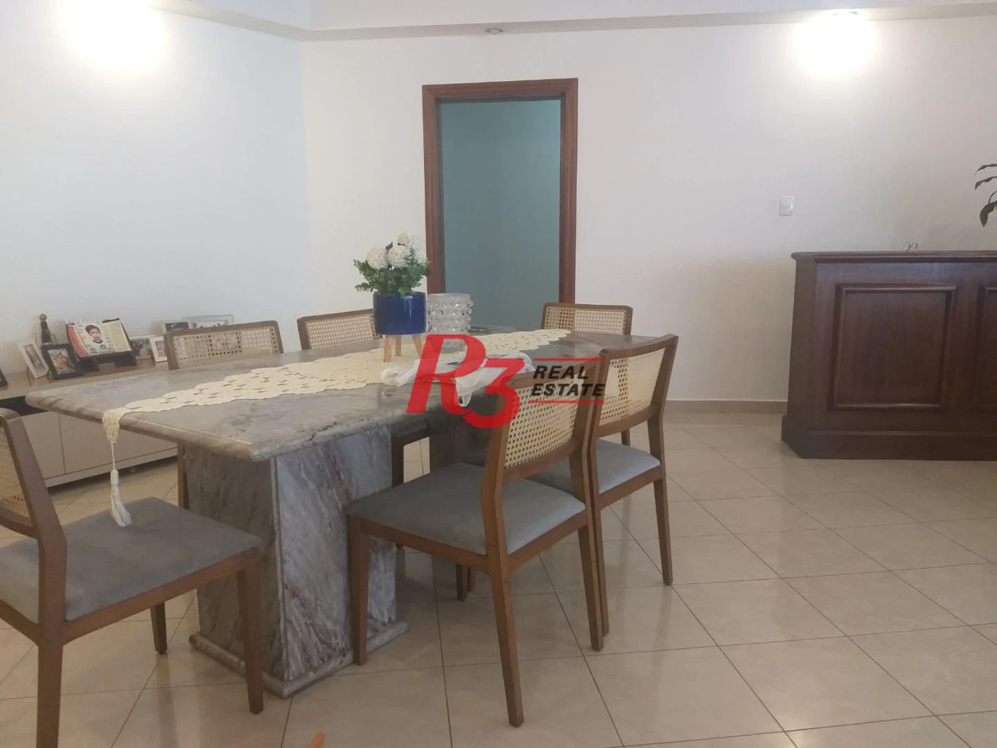 Apartamento com 3 dormitórios à venda, 156 m² por R$ 1.100.000,00 - Gonzaga - Santos/SP