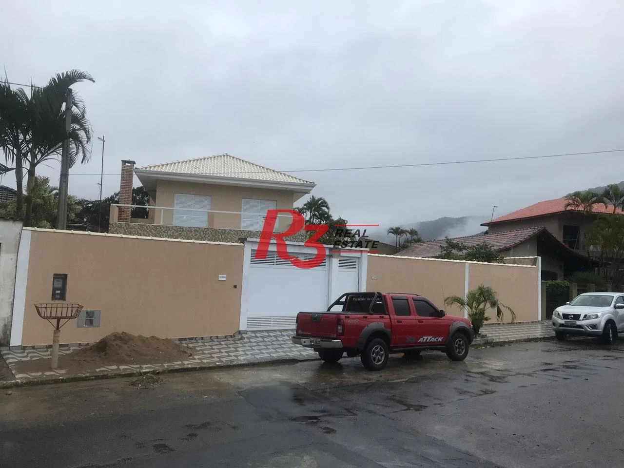 Casa com 4 dormitórios à venda, 180 m²  - Solemar - Praia Grande/SP