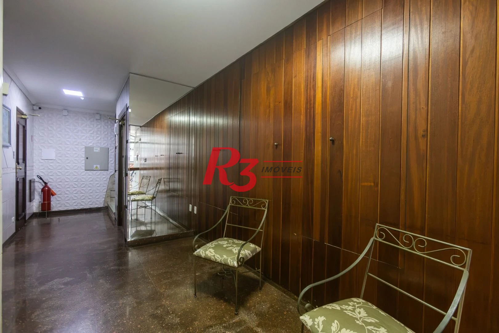 Apartamento com 2 dormitórios para alugar, 104 m² por R$ 4.000,00/mês - Embaré - Santos/SP