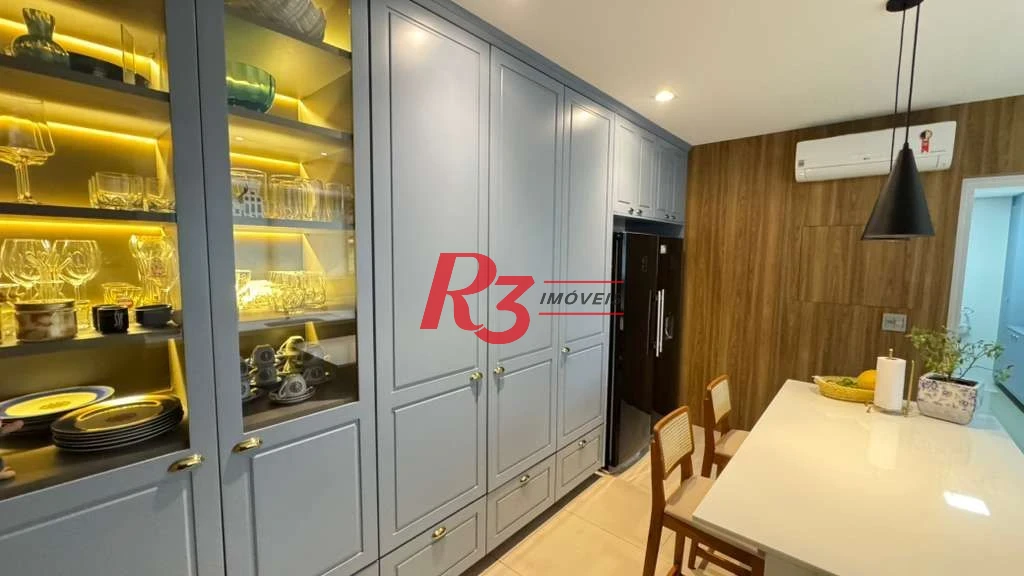 Apartamento com 4 dormitórios à venda, 360 m² por R$ 7.000.000,00 - Gonzaga - Santos/SP