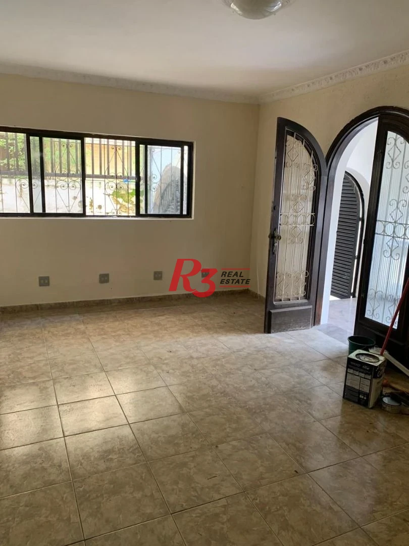 Sobrado com 4 quartos 338 m² Boqueirão Santos/SP