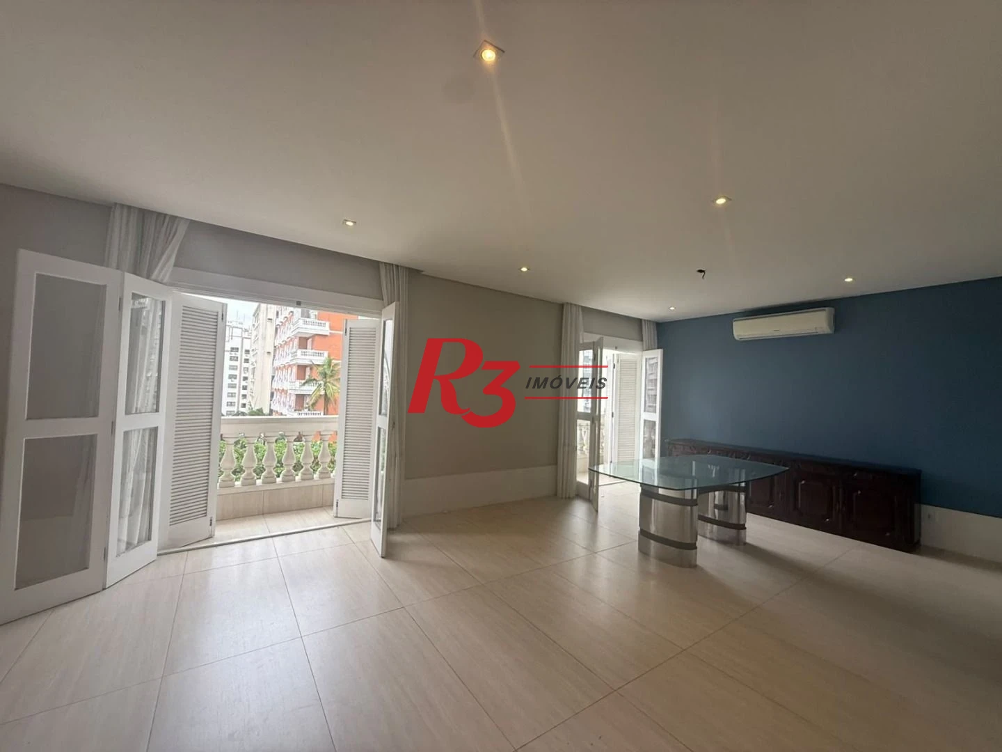 Apartamento com 3 dormitórios à venda, 194 m² por R$ 1.800.000,00 - Vila Matias - Santos/SP