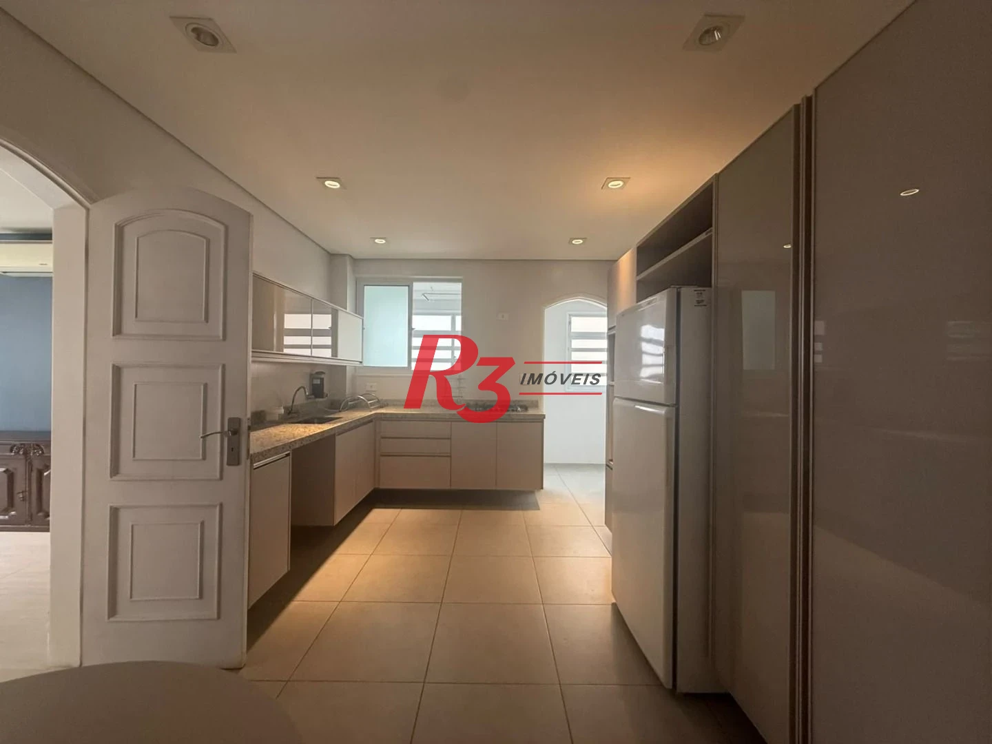 Apartamento com 3 dormitórios à venda, 194 m² por R$ 1.800.000,00 - Vila Matias - Santos/SP