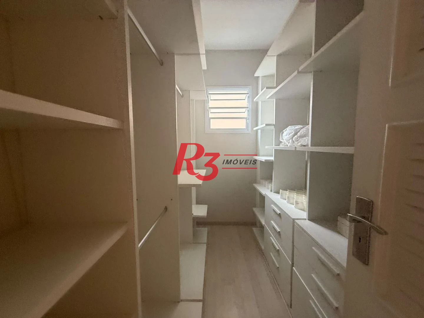 Apartamento com 3 dormitórios à venda, 194 m² por R$ 1.800.000,00 - Vila Matias - Santos/SP