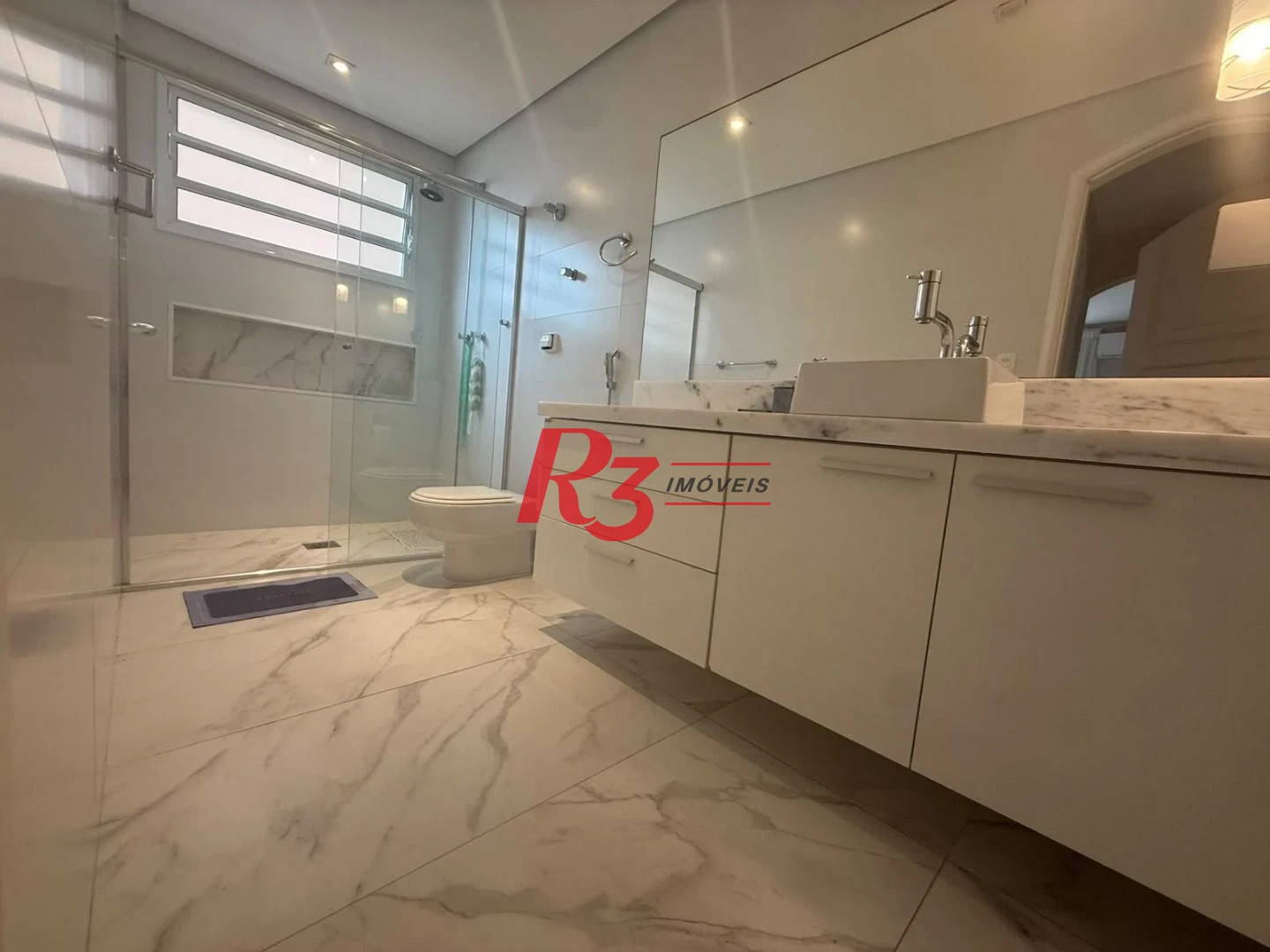Apartamento com 3 dormitórios à venda, 194 m² por R$ 1.800.000,00 - Vila Matias - Santos/SP