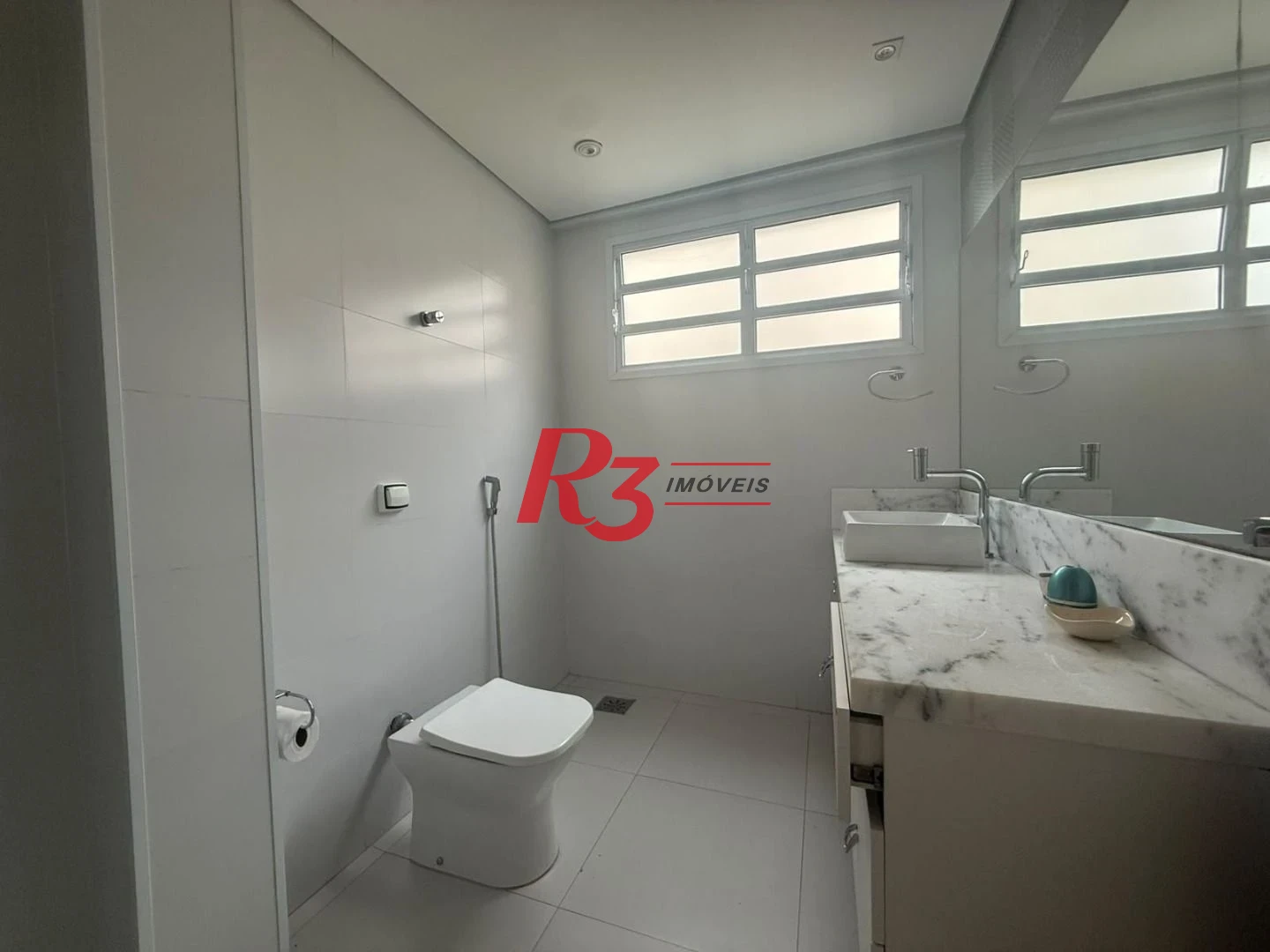 Apartamento com 3 dormitórios à venda, 194 m² por R$ 1.800.000,00 - Vila Matias - Santos/SP