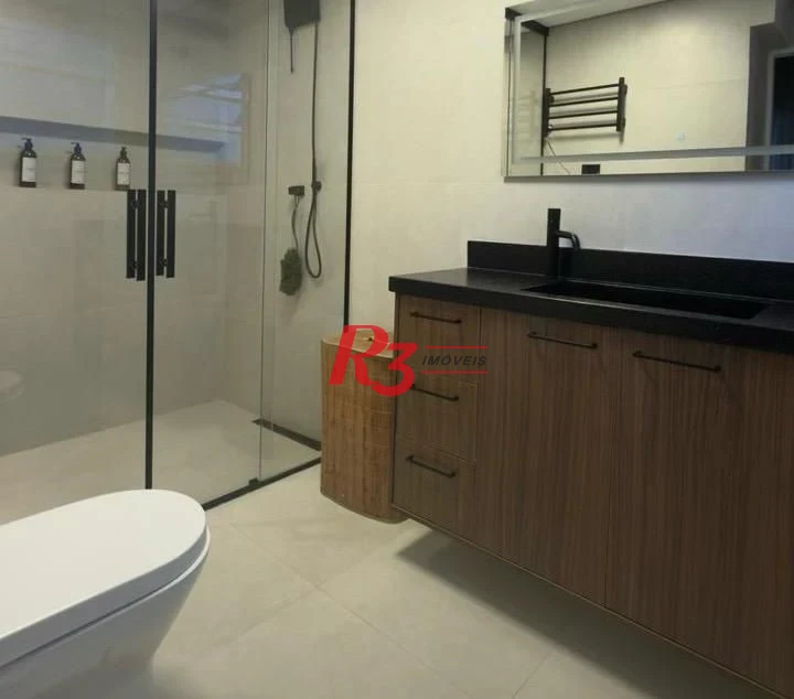 Apartamento com 3 dormitórios à venda, 133 m² por R$ 1.300.000,00 - Gonzaga - Santos/SP