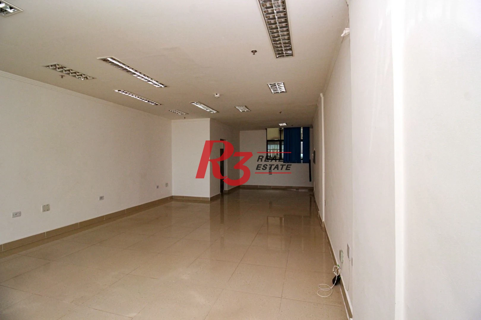 Sala para alugar, 65 m²  - Centro - Santos/SP