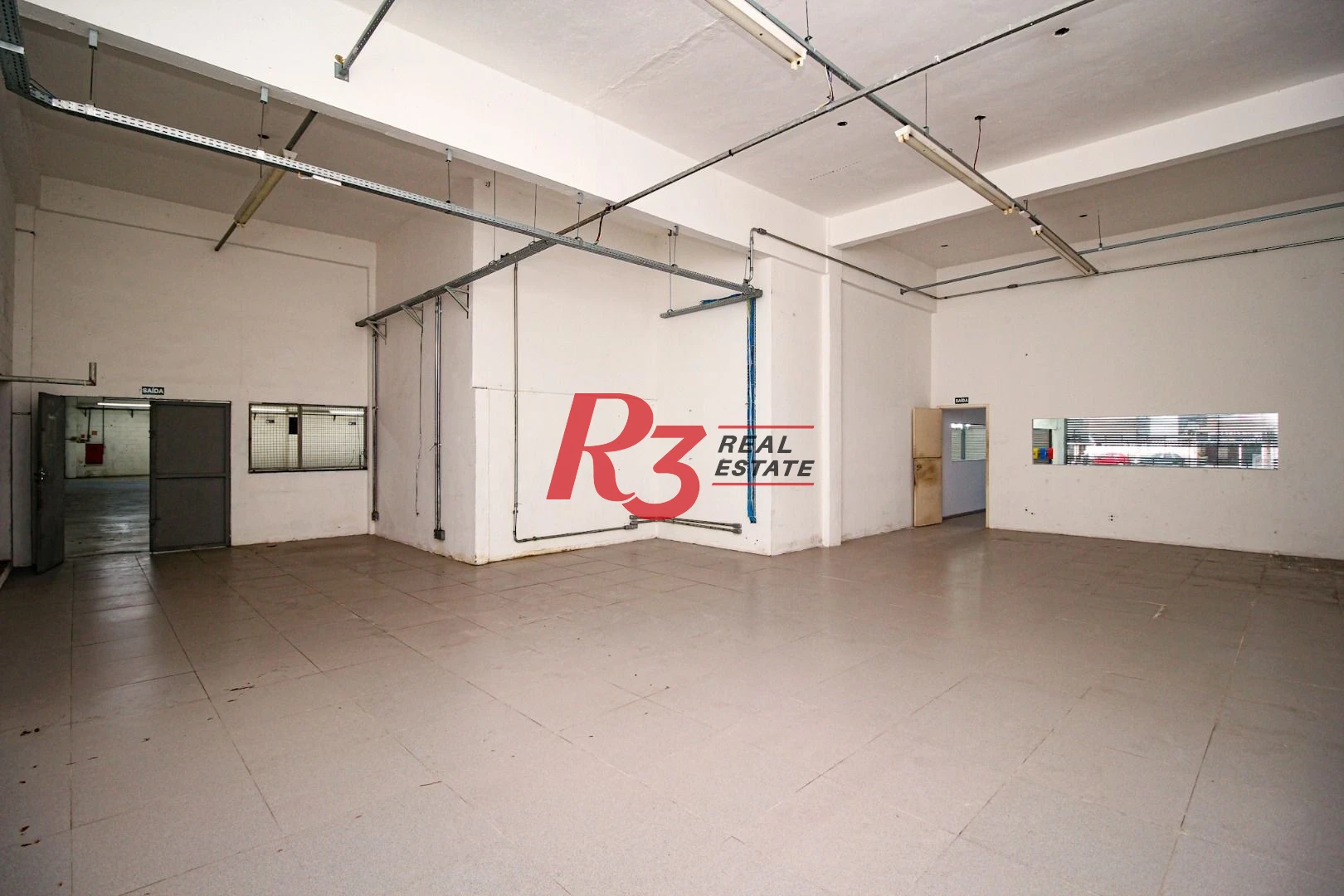 Loja para alugar, 3755 m² por R$ 90.180,01/mês - Macuco - Santos/SP