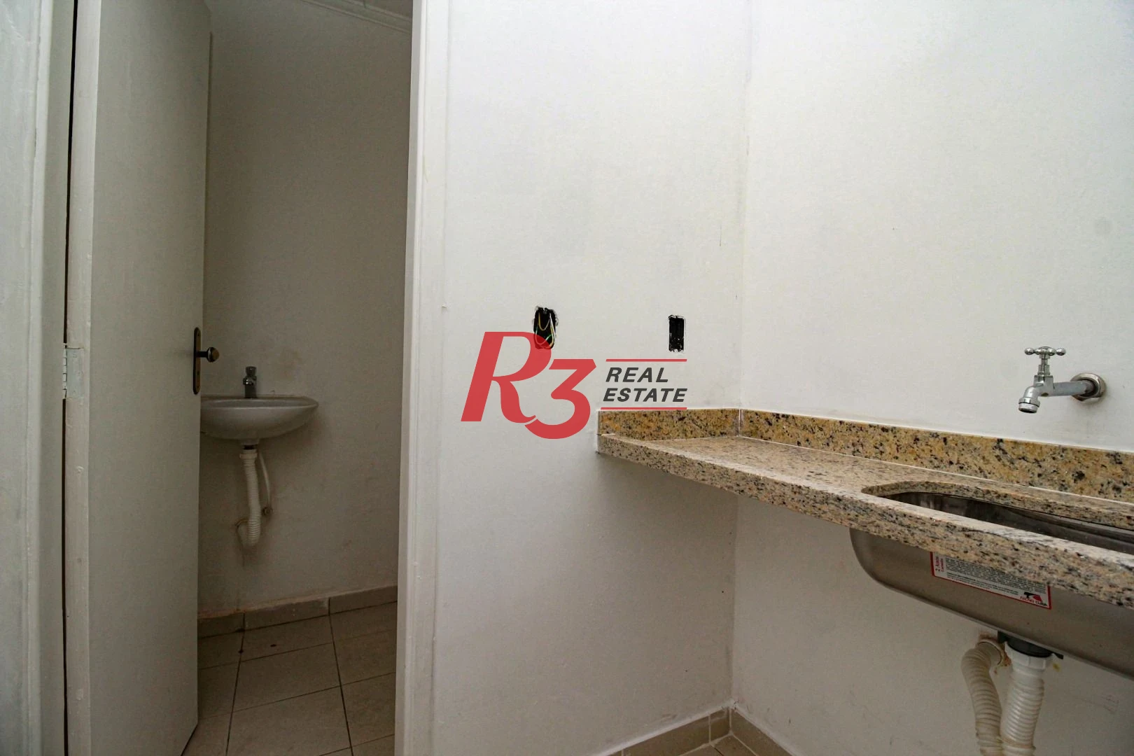 Sala para alugar, 75 m² - Centro - Santos/SP