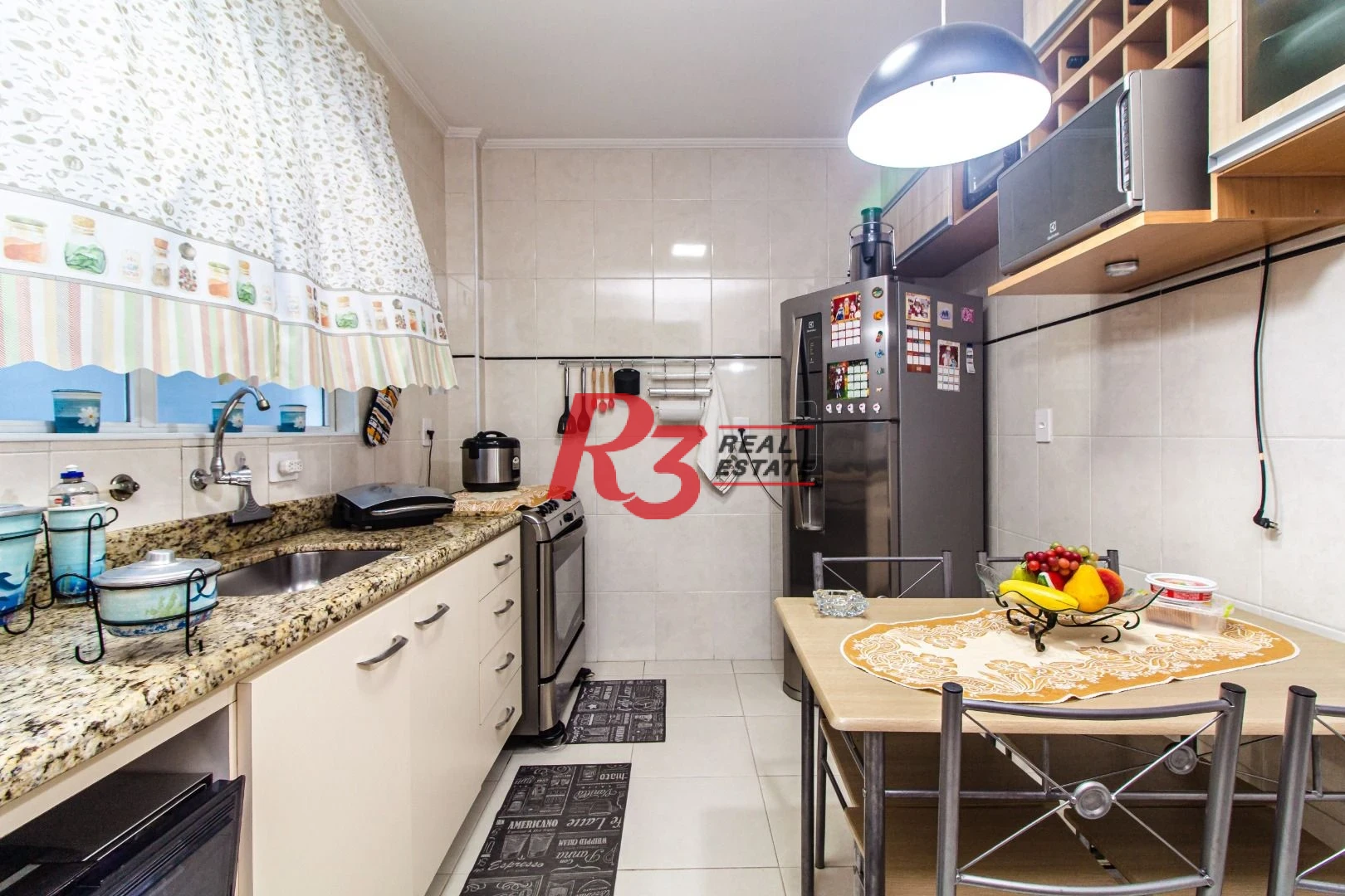 Sobrado à venda, 140 m² por R$ 730.000,00 - Estuário - Santos/SP