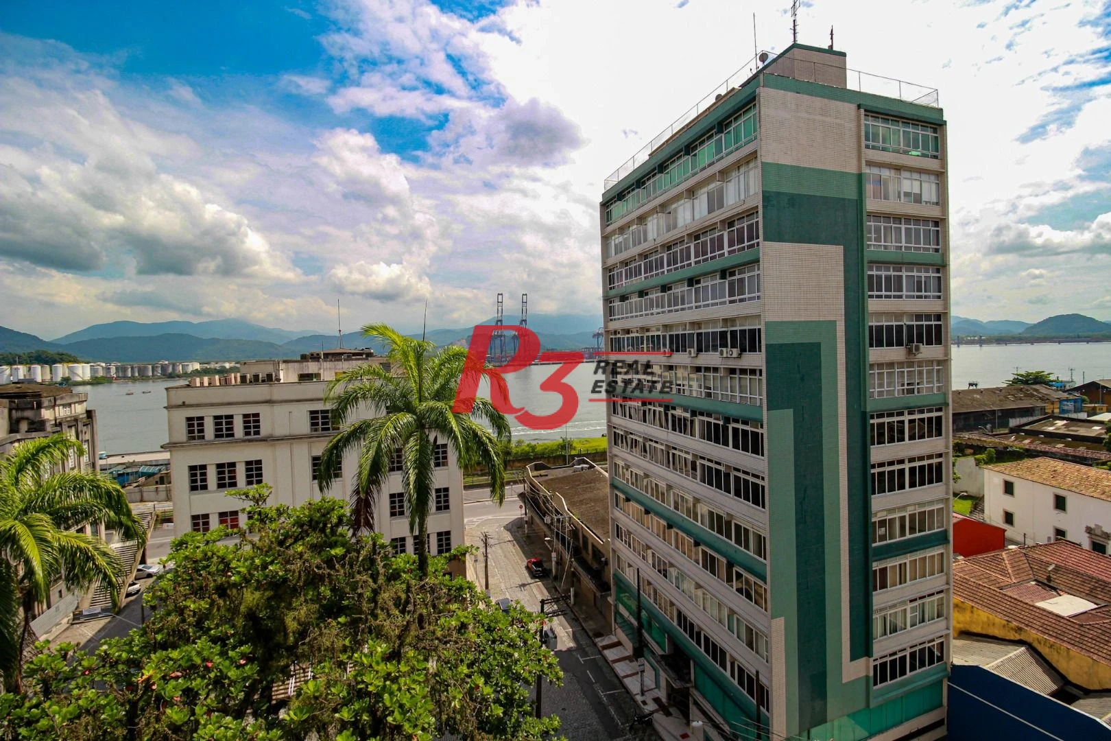 Sala para alugar, 90 m² por R$ 3.600,00/mês - Centro - Santos/SP
