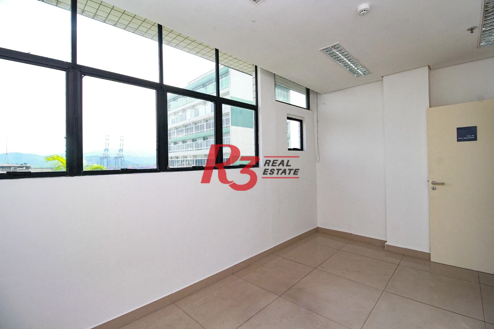 Sala para alugar, 90 m² por R$ 3.600,00/mês - Centro - Santos/SP