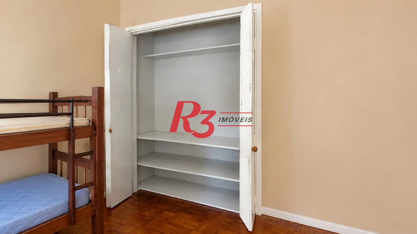 Apartamento com 2 dormitórios para alugar, 61 m² por R$ 3.626,87/mês - José Menino - Santos/SP