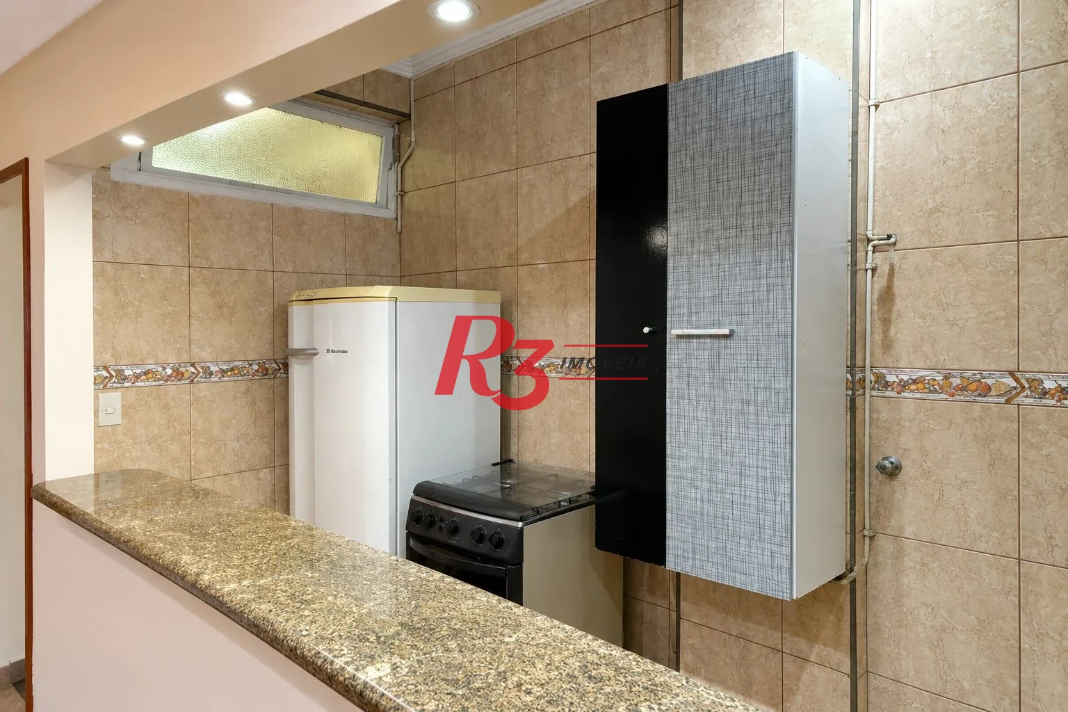 Apartamento com 2 dormitórios para alugar, 61 m² por R$ 3.626,87/mês - José Menino - Santos/SP