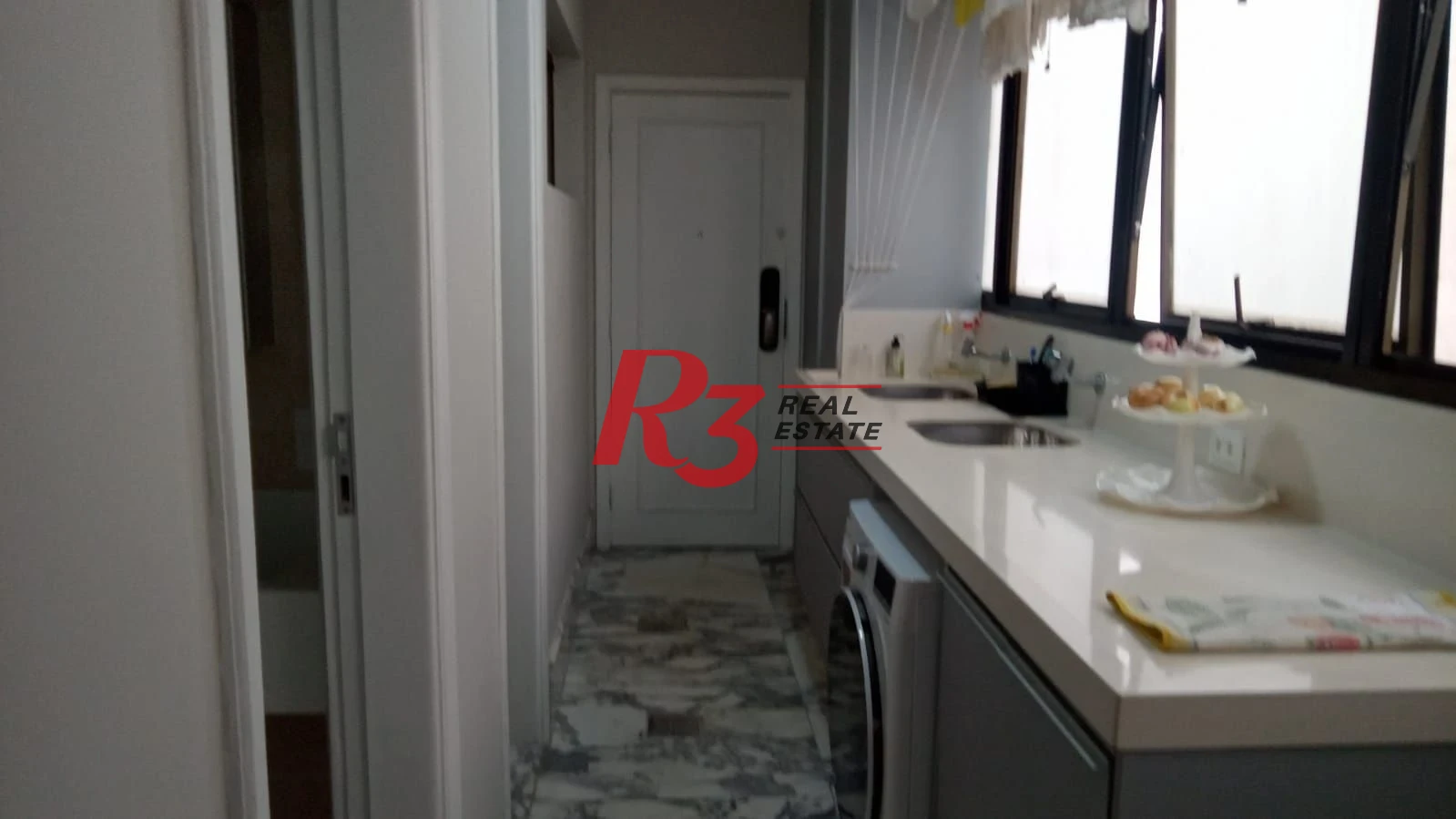 Apartamento com 3 dormitórios, 270 m² - venda por R$ 2.450.000,00 ou aluguel por R$ 25.000,00/mês - Boqueirão - Santos/SP