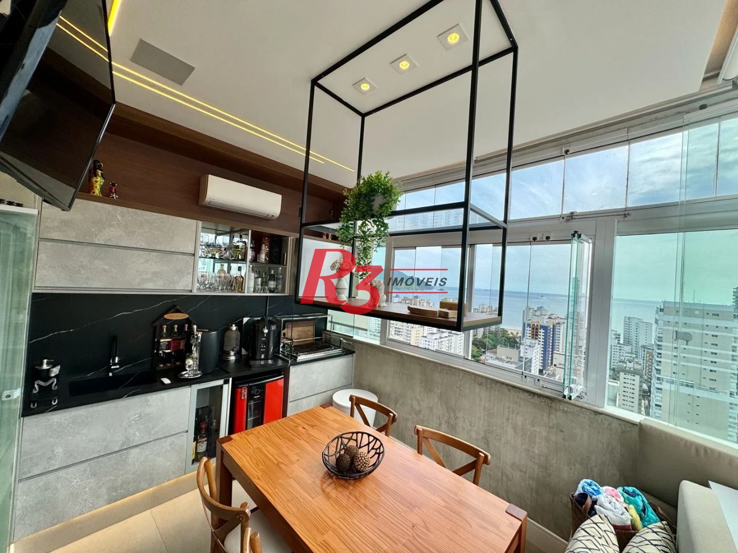 Cobertura com 3 dormitórios à venda, 273 m² por R$ 4.950.000,00 - Boqueirão - Santos/SP