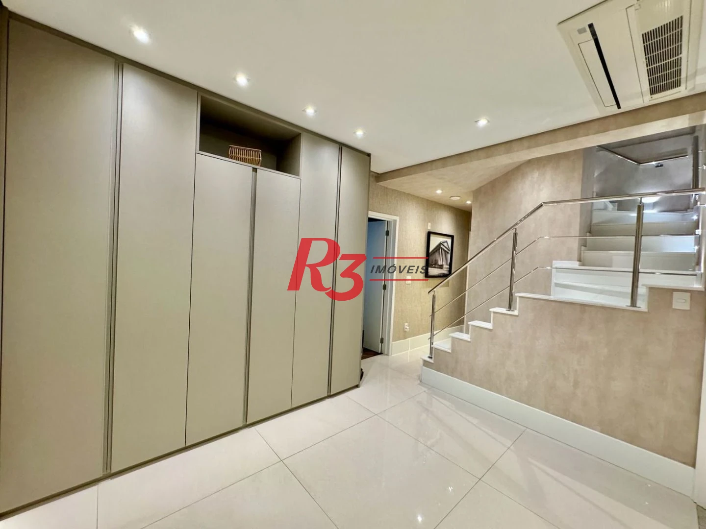 Cobertura com 3 dormitórios à venda, 273 m² por R$ 4.950.000,00 - Boqueirão - Santos/SP