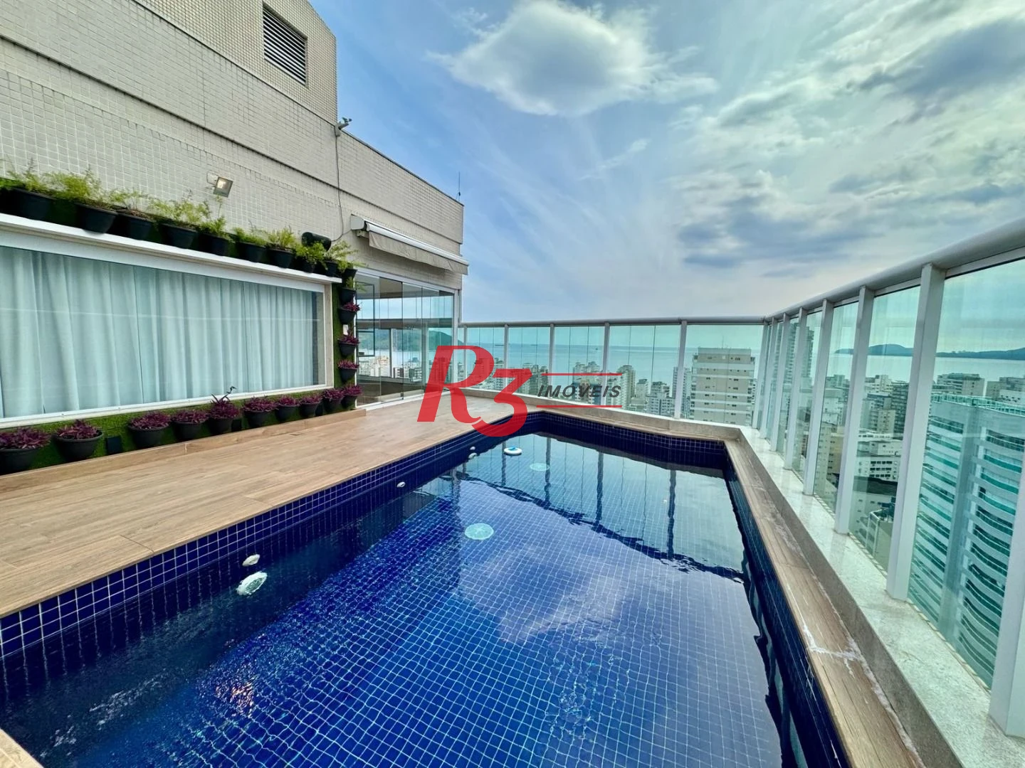 Cobertura com 3 dormitórios à venda, 273 m² por R$ 4.950.000,00 - Boqueirão - Santos/SP
