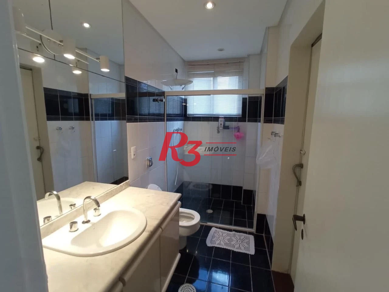 Apartamento com 4 dormitórios à venda, 275 m² por R$ 2.990.000,00 - Boqueirão - Santos/SP