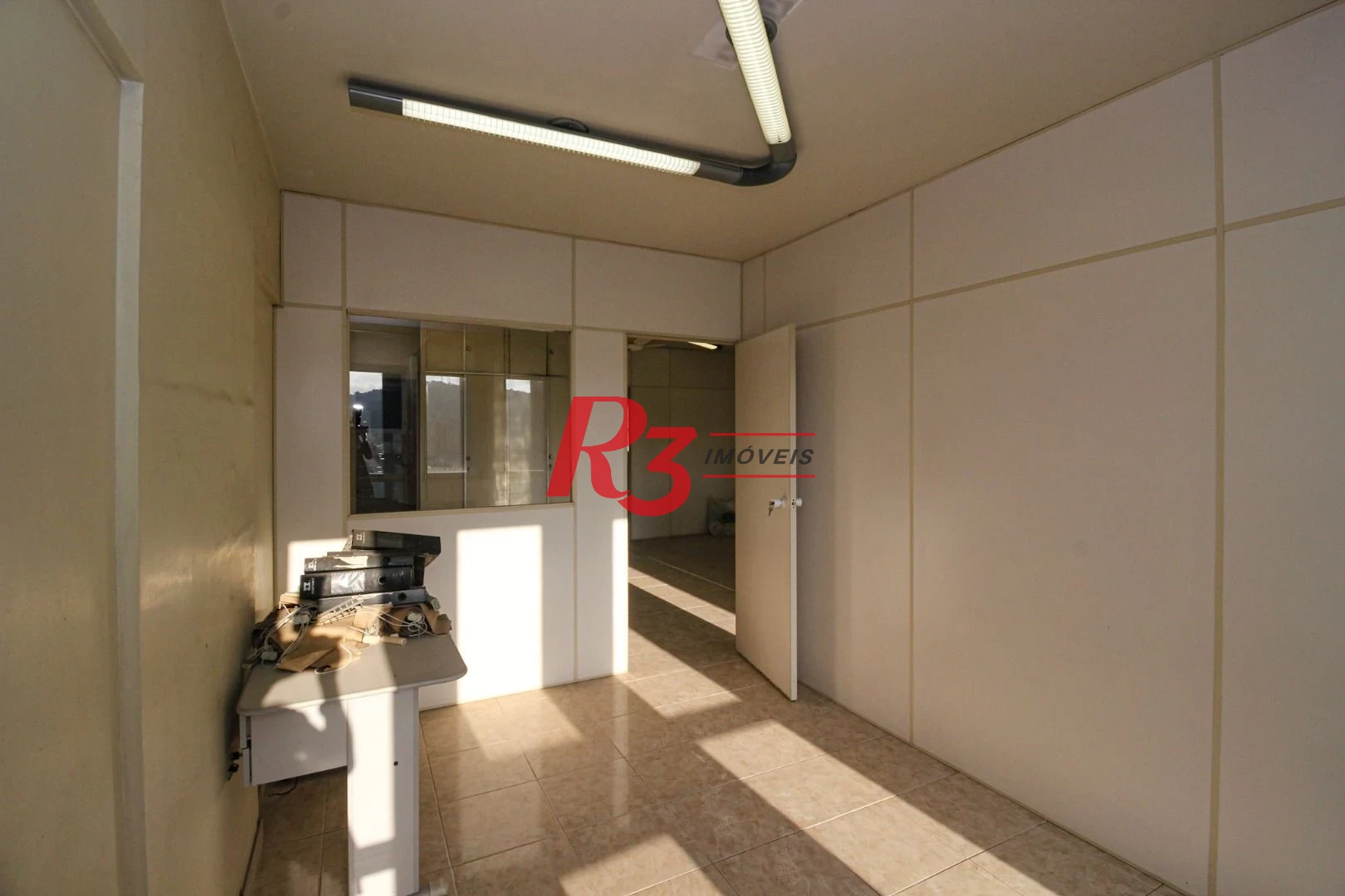 Sala para alugar, 70 m² por R$ 3.000,00/mês - Centro - Santos/SP