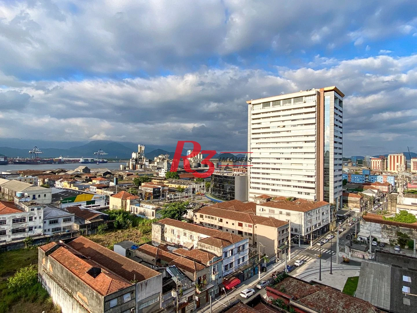 Sala para alugar, 70 m² por R$ 3.000,00/mês - Centro - Santos/SP