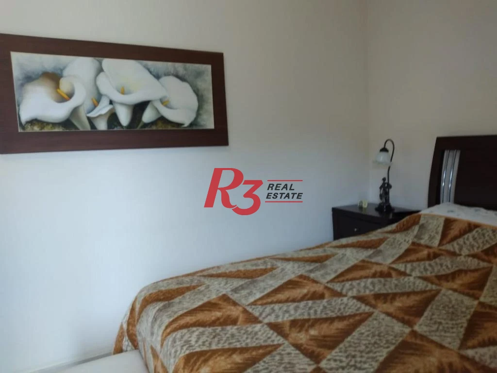 Casa Tríplex  à venda com 4 dormitórios, piscina, churrasqueira,  237 m² - Campo Grande - Santos/SP