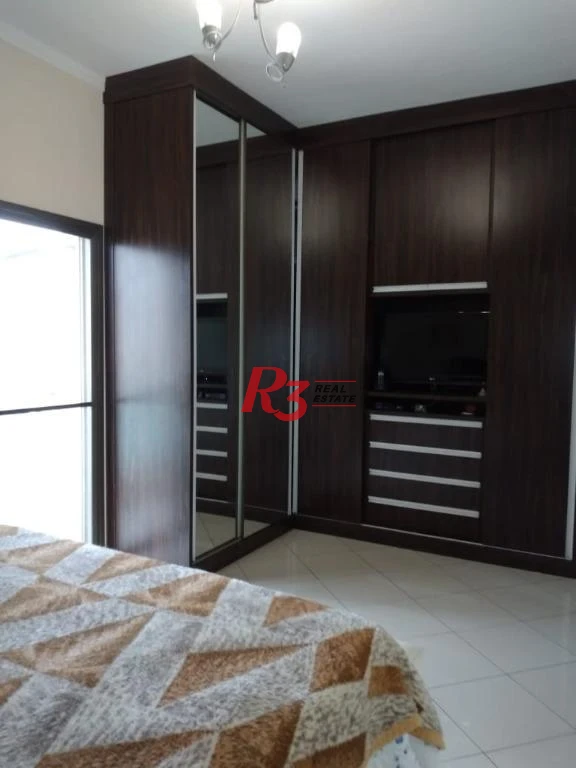 Casa Tríplex  à venda com 4 dormitórios, piscina, churrasqueira,  237 m² - Campo Grande - Santos/SP